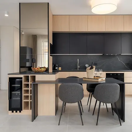 Apartamento The Q Bliss - Your New 4-star Hideaway With A Garage *