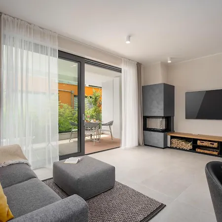 The Q Bliss - Your New 4-star Hideaway With A Garage Rovinj