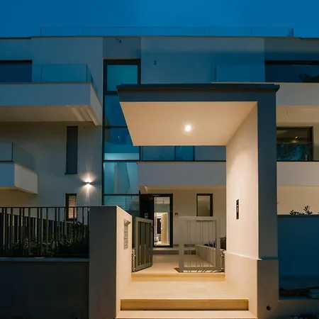 The Q Bliss - Your New 4-star Hideaway With A Garage * Rovinj